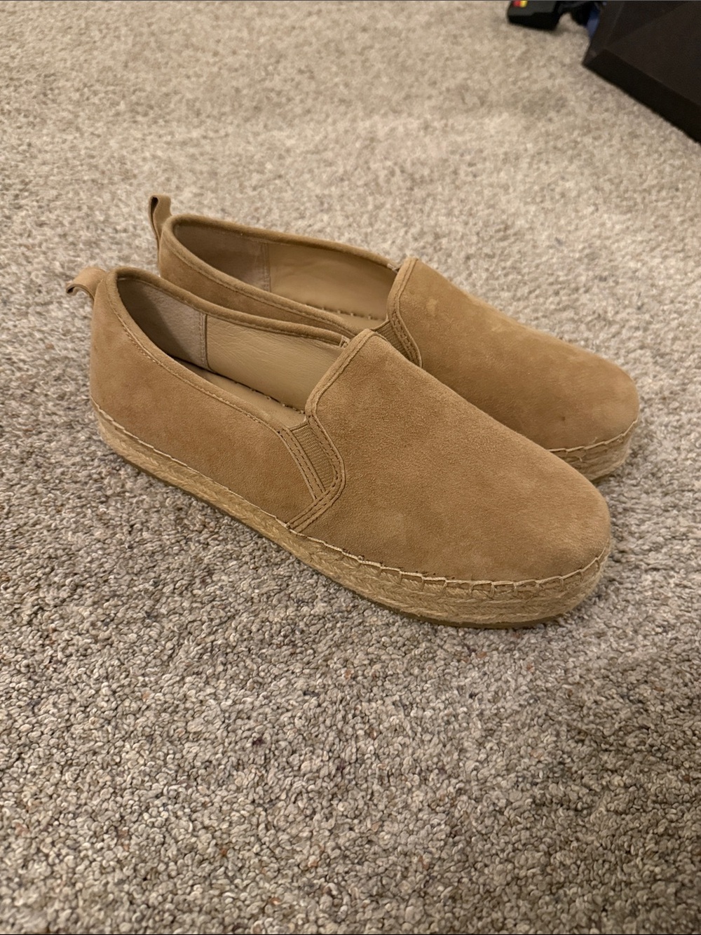 J. McLaughlin beige suede espadrille slip-ons 9.5 NEW